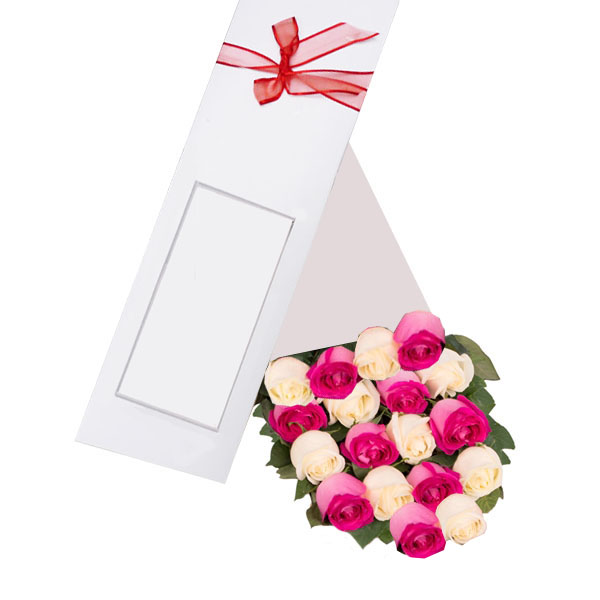 Caja de 18 Rosas Rosadas y Blancas